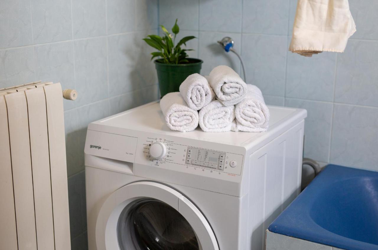 Apartman Mihael Малинска Екстериор снимка