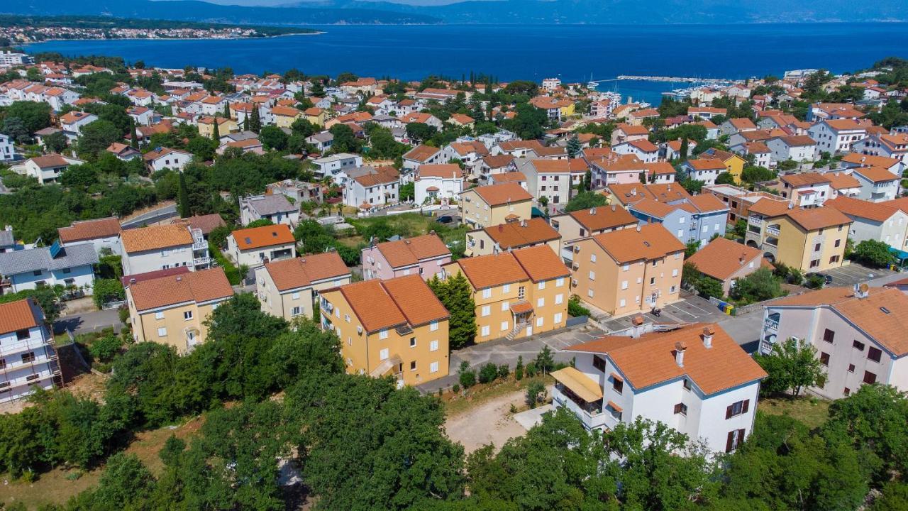 Apartman Mihael Малинска Екстериор снимка