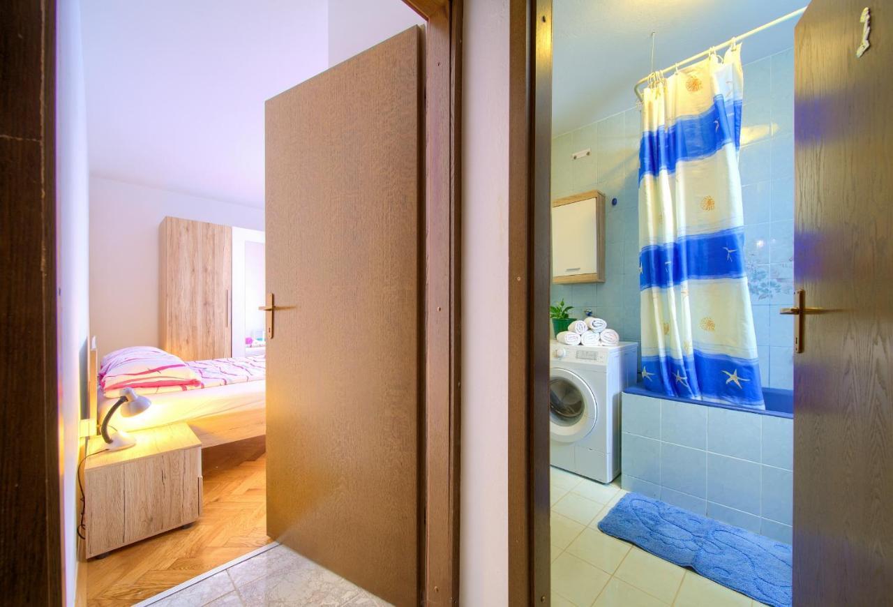 Apartman Mihael Малинска Екстериор снимка