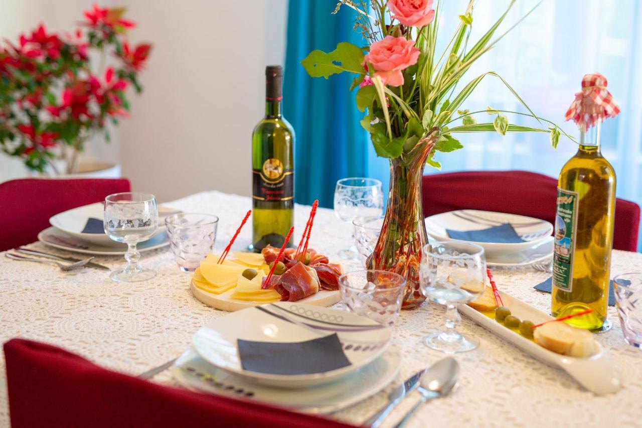 Apartman Mihael Малинска Екстериор снимка
